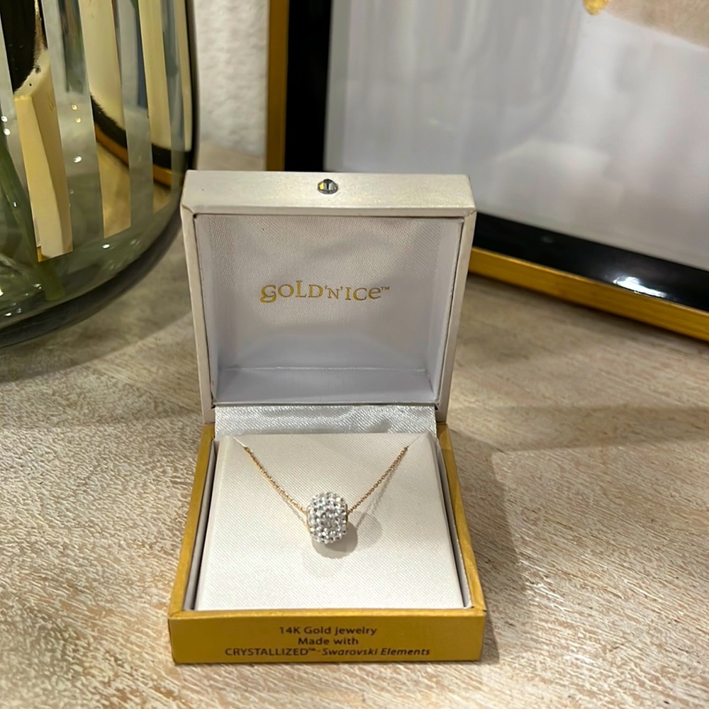 Swarovski GOLD’N’ICE Crystalized pendent, 14 karat gold necklace, NWT - Picture 6 of 9